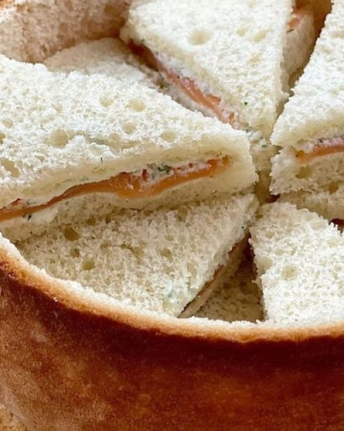 PAIN SURPRISE AU SAUMON FUMÉ 